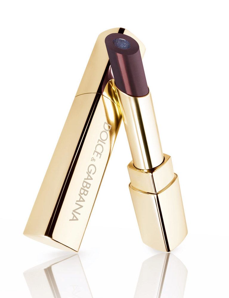 <p>'Gloss Fusion Lipstick' (33 €), de <strong>Dolce &amp; Gabbana</strong>. En el tono 'Royal'.</p>