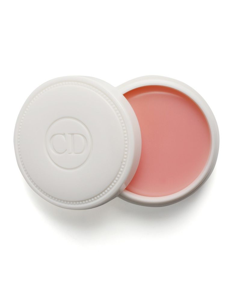 <p>'Crème de Rose', enriquecido con extracto de rosa, alisa los labios y los nutre. De <strong>Dior</strong> (26 €).</p>