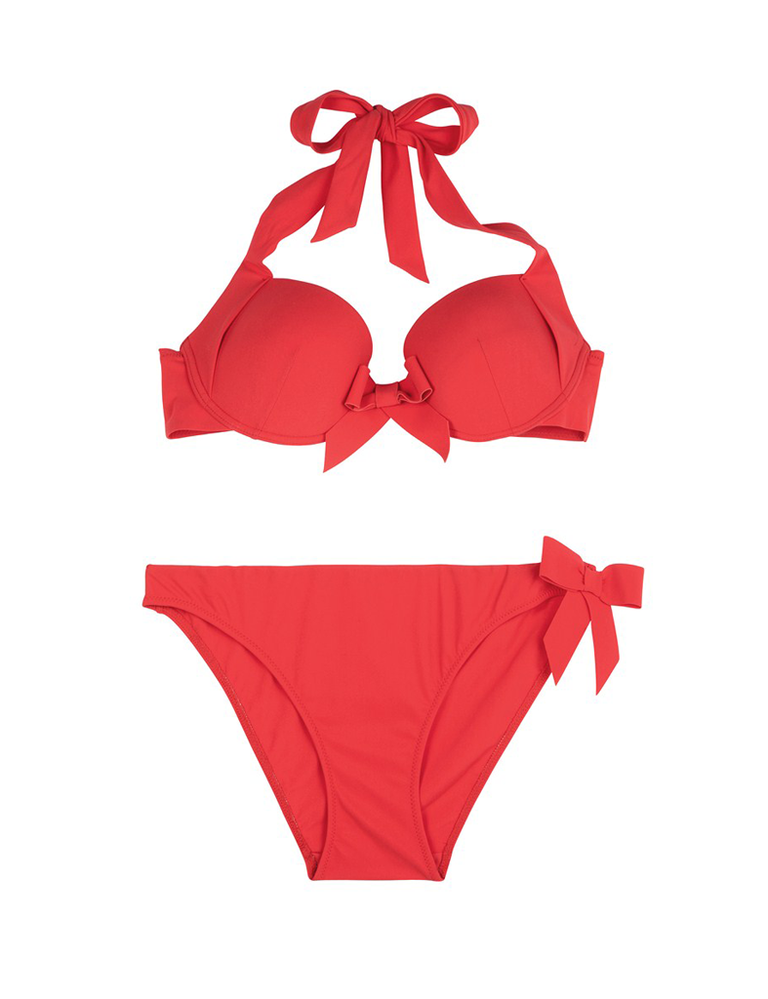 <p>Bikini rojo <strong>de Etam</strong>, 49 €.</p>
