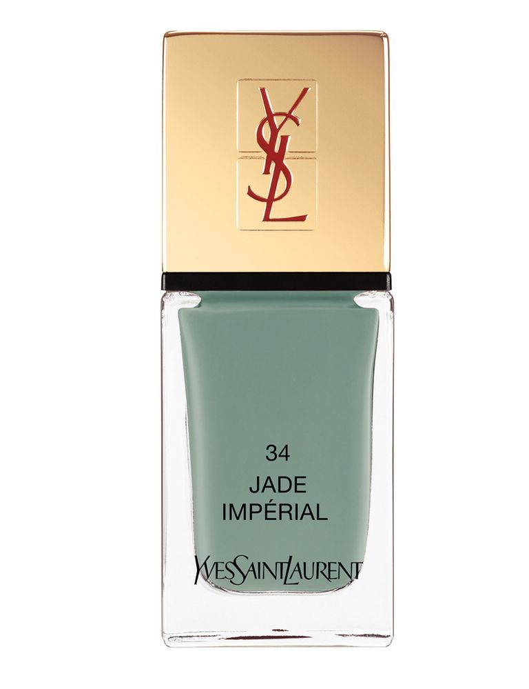 <p>'La Laque Couture' (23,50 €), de <strong>Yves Saint Laurent</strong>. En el tono 'Jade Impérial'.</p>