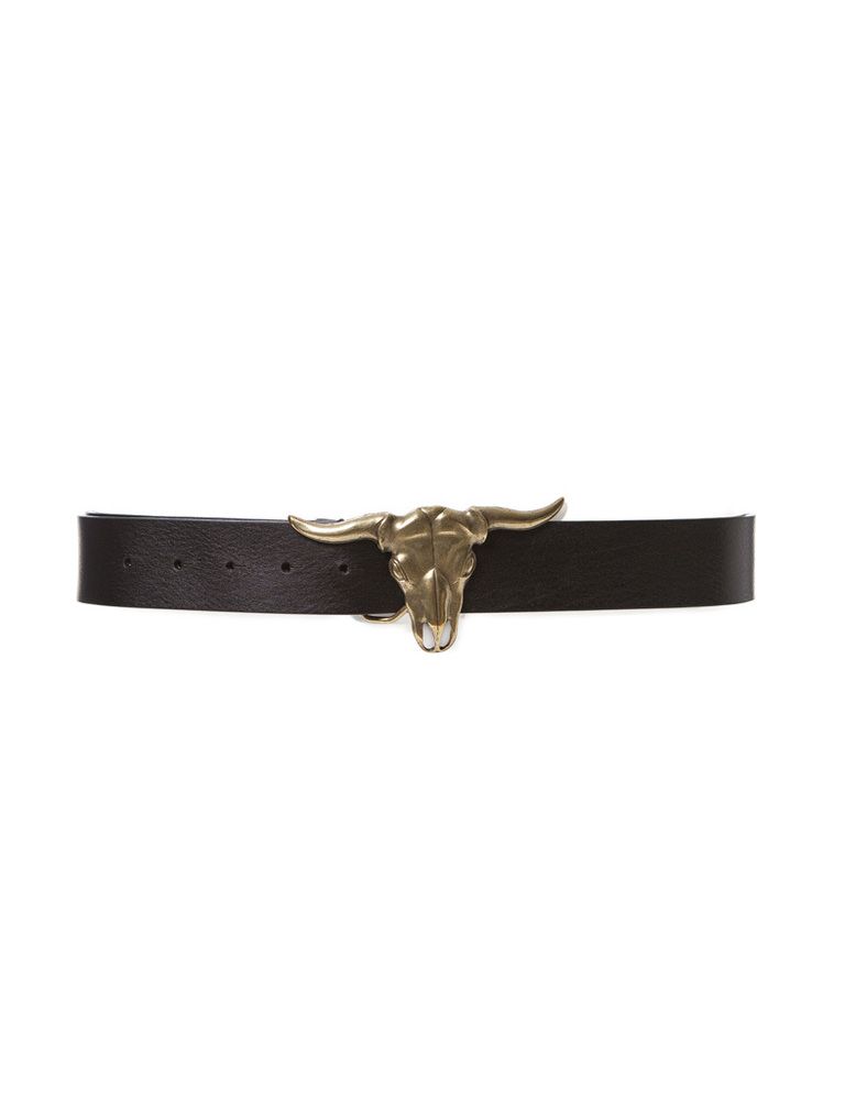 <p>Cinturón con cabeza de búfalo, <strong>de Zara.</strong></p>