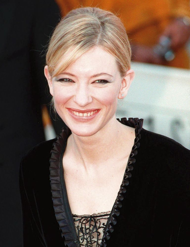 <p>En el año 1999 y con 30 años, Cate Blanchett lucía tan espectacular como en esta imagen. Natural y con apenas maquillaje. </p>