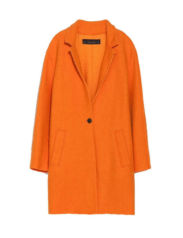 <p>Abrigo naranja de Zara, 59,95 €.</p>