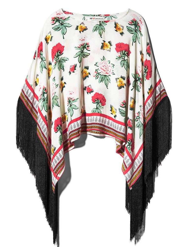 <p>Top poncho de flores y flecos (19,99 €) .</p>