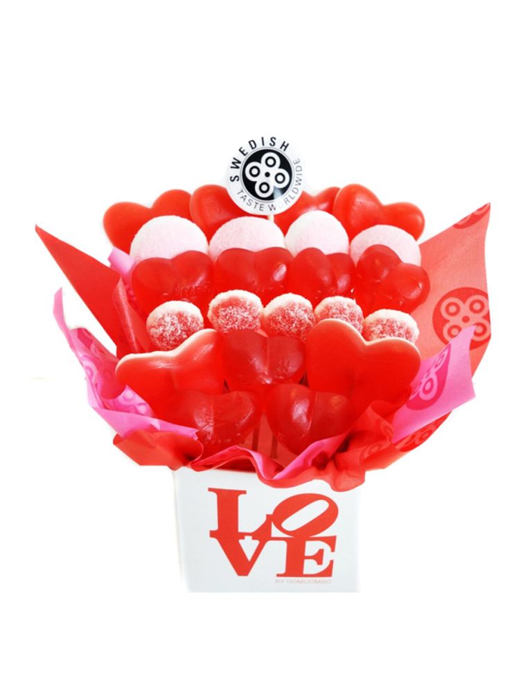 Corazones de fresa y chocolate para regalar bombones saludables en San  Valentín