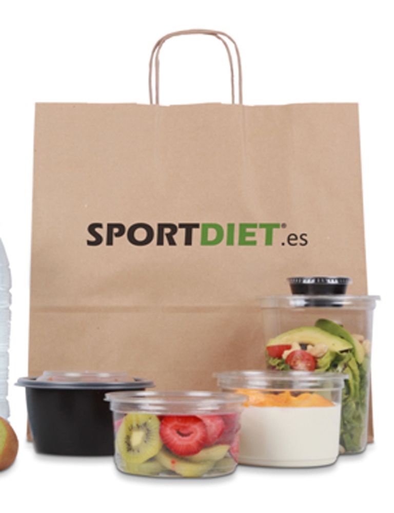 <p>Entonces <strong>los expertos de <a href="http://www.sportdiet.es" target="_blank">Sportdiet.es</a> pueden hacerlo por ti.</strong>&nbsp; Pueden prepararte un plan nutricional para adelgazar, <strong>mejorar tu rendimiento deportivo o simplemente comer sano</strong>. Los menús se elaboran con productos frescos y te los entregan en tu casa o en tu oficina de lunes a viernes desde 14,75 € día. &nbsp;&nbsp;</p><p>&nbsp;</p>