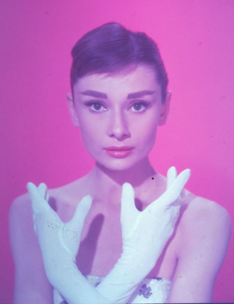 <p> <strong> Audrey Hepburn </strong>, uma das atrizes mais amadas e importantes da época de ouro de Hollywood, mudou um nome de difícil pronúncia e duração especial para um que o público do cinema jamais esquecerá. </ p >