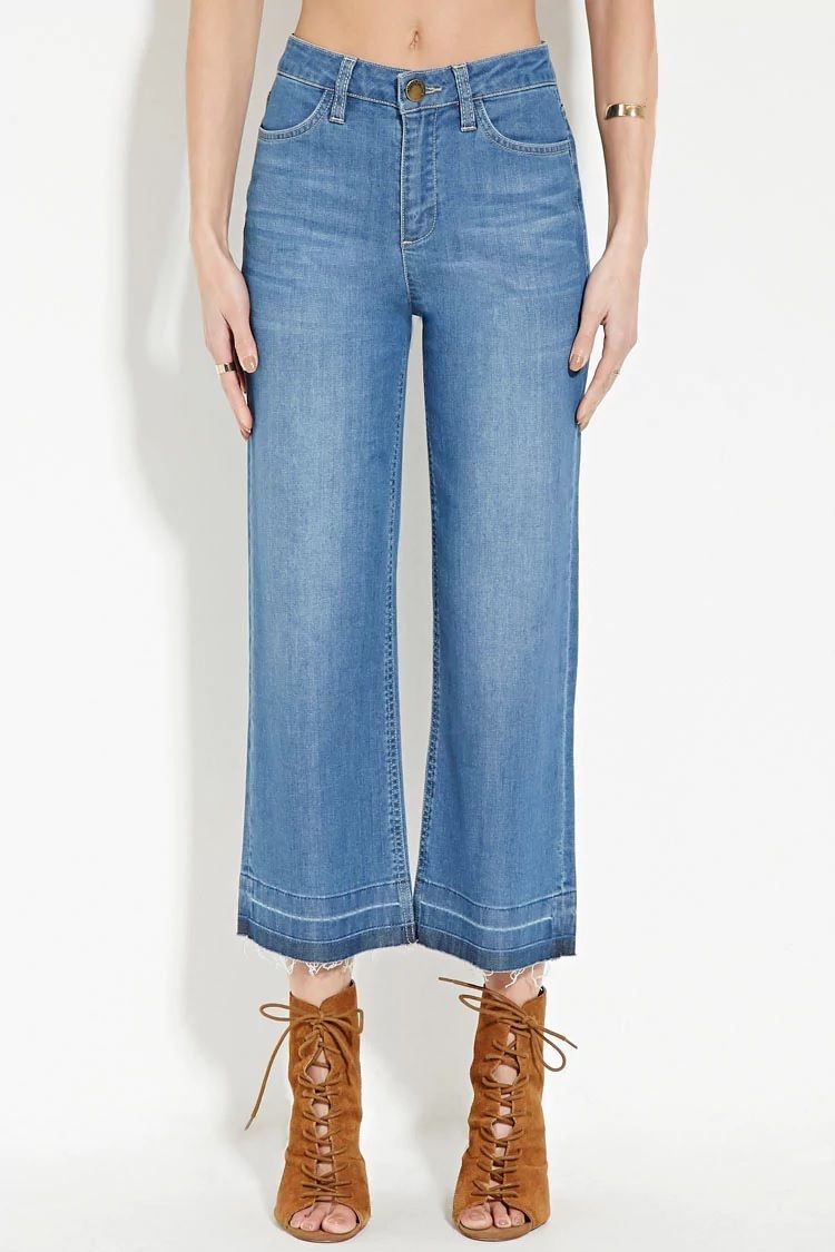 <p>Jeans corte culotte, de <a href="http://rstyle.me/n/bvatcdb64xf%20" target="_blank">Forever21</a> (27 euros ).&nbsp;</p>