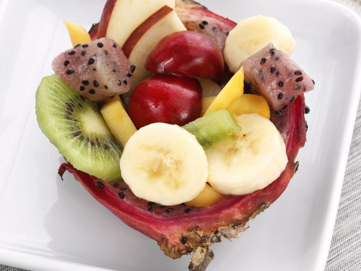 Pitaya con macedonia de frutas - Recetas