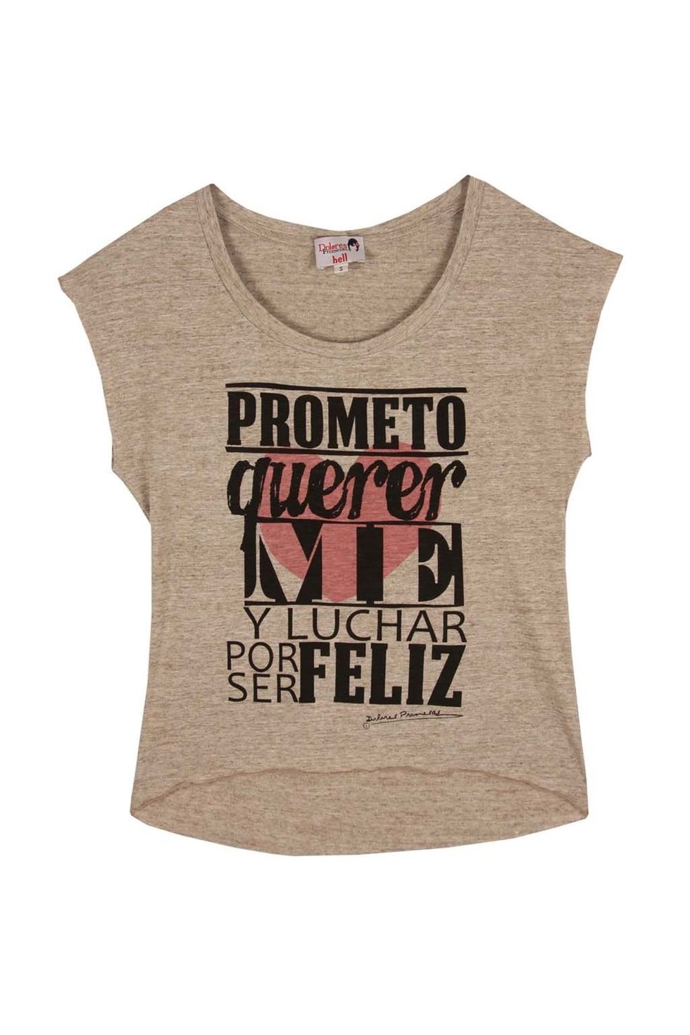 <p>Camiseta de&nbsp;<strong>Dolores Promesas&nbsp;</strong>(25 €).</p>