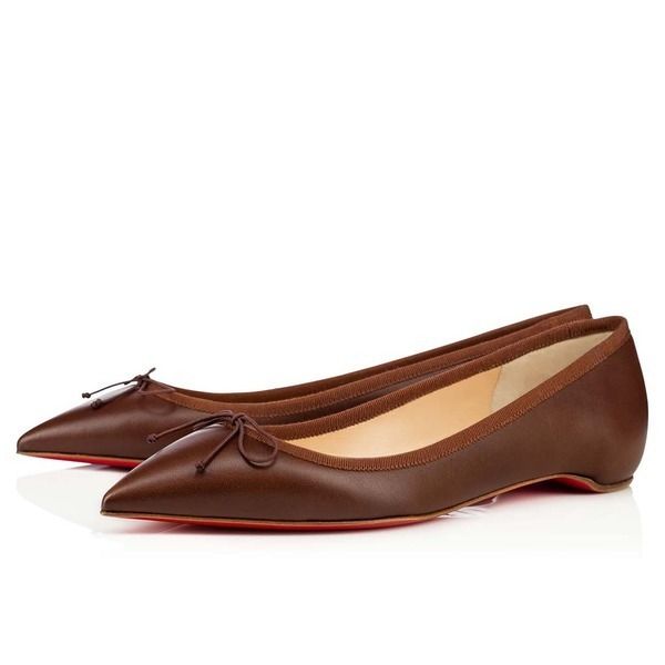 Brown, Product, Tan, Maroon, Beauty, Leather, Liver, Dress shoe, Beige, Fashion design, 