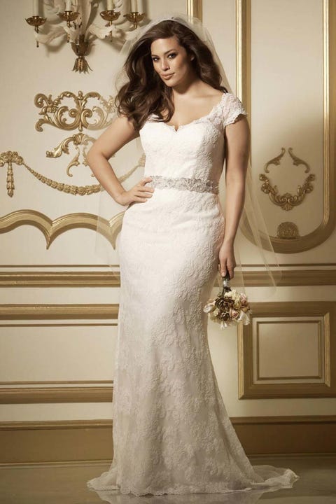curvy brides: una historia y 17 looks para inspirarte