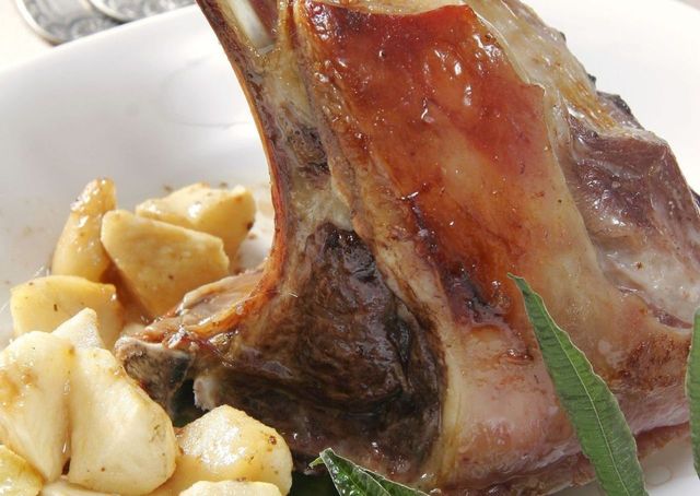 Food, Cuisine, Ingredient, Meat, Dish, Recipe, Cooking, Lamb and mutton, Pork, Comfort food, 