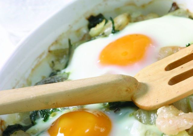 Egg yolk, Food, Ingredient, Meal, Egg white, Cuisine, Dish, Breakfast, Fried egg, Recipe, 