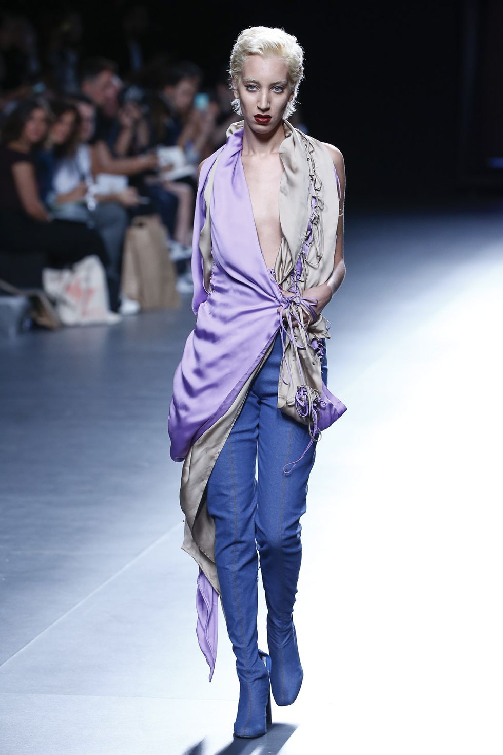 Fashion show, Shoulder, Outerwear, Runway, Fashion model, Style, Purple, Fashion, Street fashion, Model, 