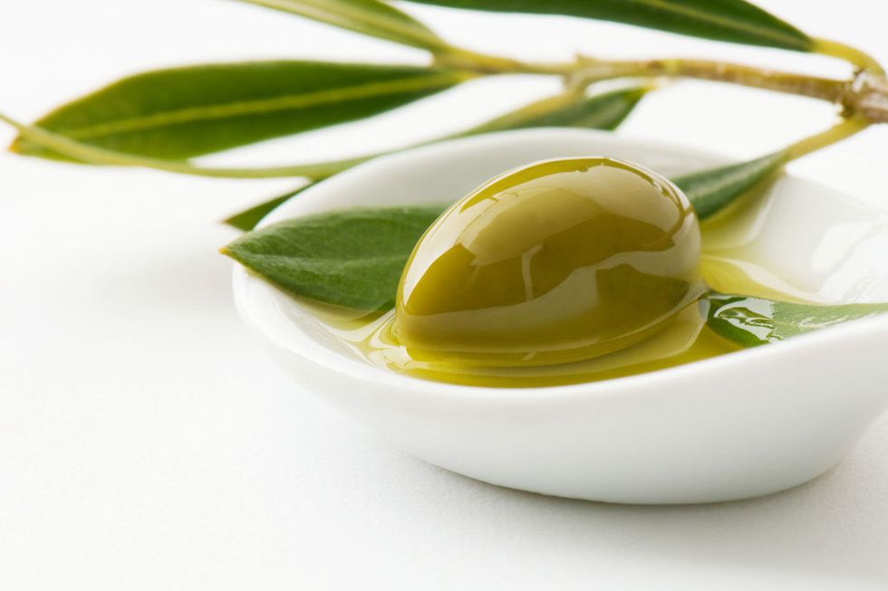 Olive, Food, Plant, Olive oil, Cooking oil, Ingredient, Fruit, Produce, Olive family, Flower, 
