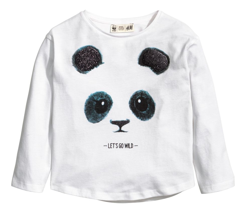Product, Sleeve, White, Font, Baby & toddler clothing, Sweatshirt, Long-sleeved t-shirt, Active shirt, Fictional character, 