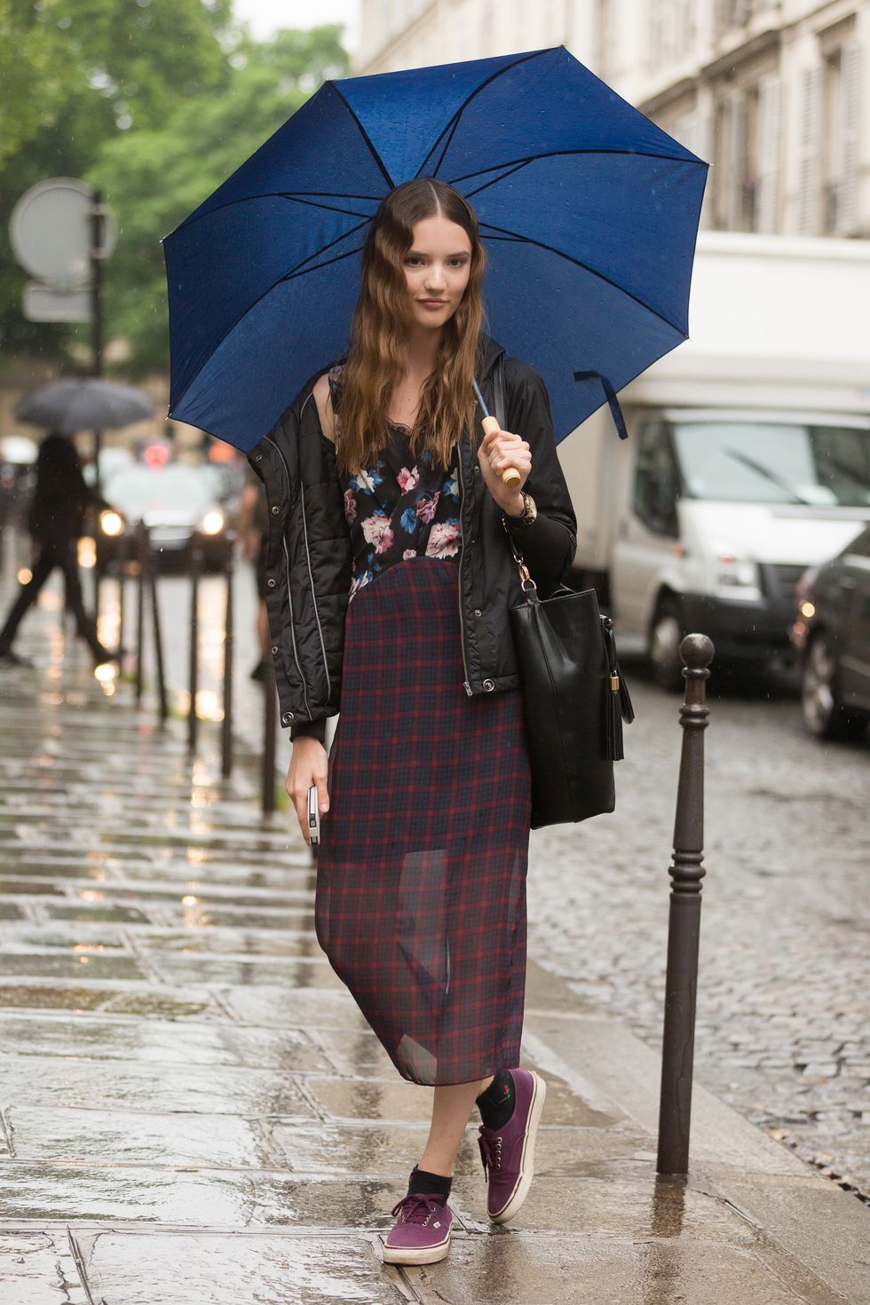 Umbrella, Street fashion, Clothing, Fashion, Outerwear, Snapshot, Fashion accessory, Rain, Street, Headgear, 