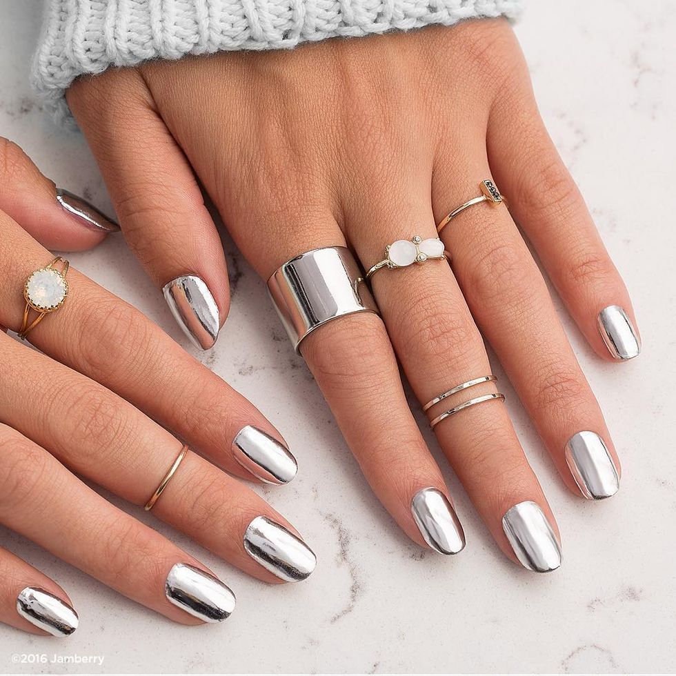 <p><a href="https://www.youtube.com/watch?v=k6aLA8UYGks" target="_blank" data-tracking-id="recirc-text-link">Chrome nails</a> are heavily on our minds, but you can skip the salon with easy-to-apply <a href="https://www.jamberry.com/us/en/shop/products/metallic-chrome-silver" target="_blank" data-tracking-id="recirc-text-link">nail wraps</a>.&nbsp;&nbsp;</p><p><em data-redactor-tag="em" data-verified="redactor">Design by&nbsp;</em><a href="https://www.instagram.com/p/BK0ssYDgrmQ/" target="_blank"><em data-redactor-tag="em" data-verified="redactor">@jamberry</em></a></p>