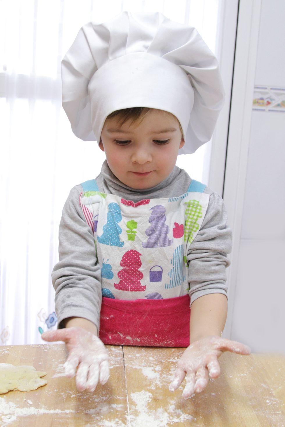 Child, Flour, Pink, Baby & toddler clothing, Powder, Headgear, Toddler, All-purpose flour, Bread flour, Wheat flour, 