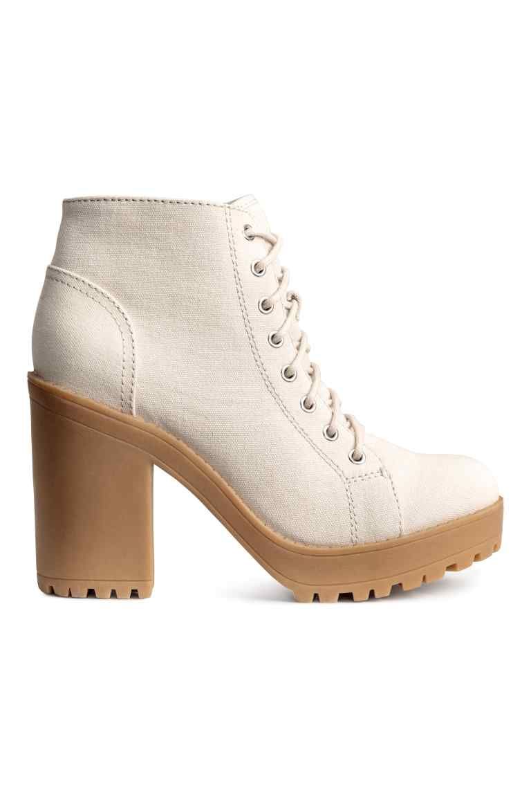 Footwear, Brown, Product, Shoe, White, Tan, Fashion, Leather, Boot, Liver, 