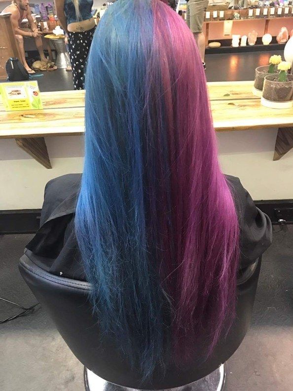 Hairstyle, Purple, Violet, Magenta, Style, Lavender, Beauty salon, Hair coloring, Countertop, Artificial hair integrations, 
