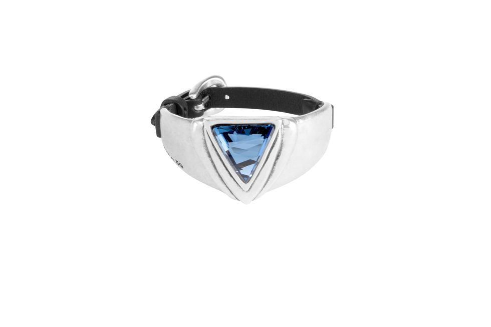 Jewellery, White, Fashion accessory, Body jewelry, Ring, Azure, Diamond, Electric blue, Metal, Pre-engagement ring, 