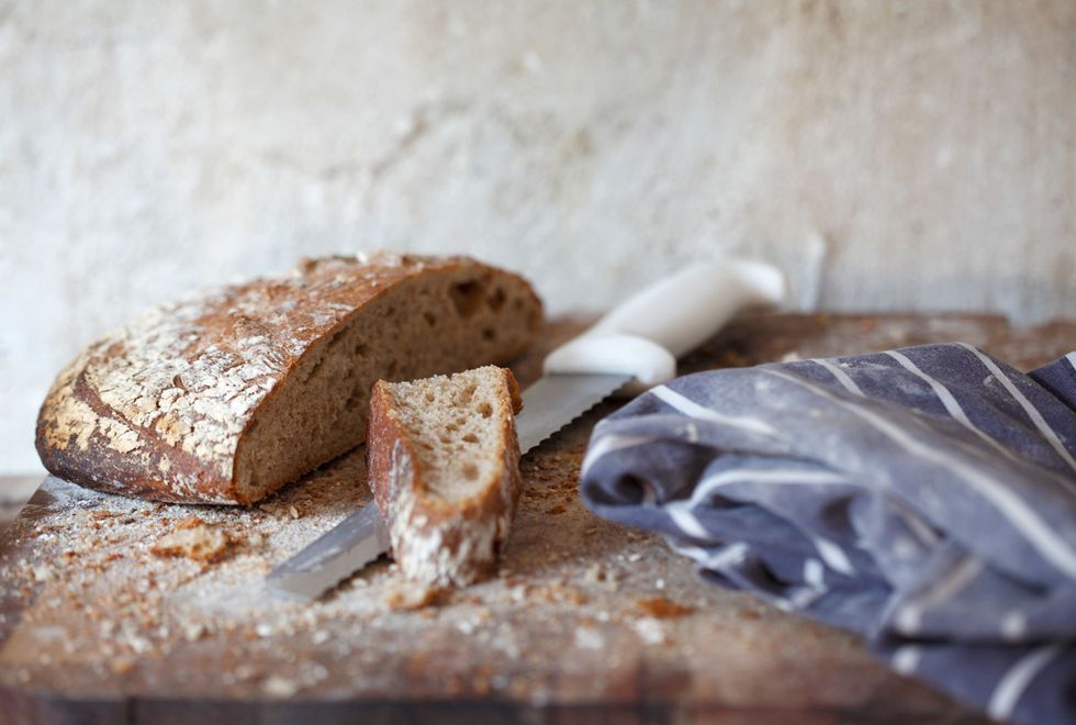 Bread, Brown bread, Rye bread, Ingredient, Baked goods, Cuisine, Gluten, Finger food, Whole wheat bread, Loaf, 