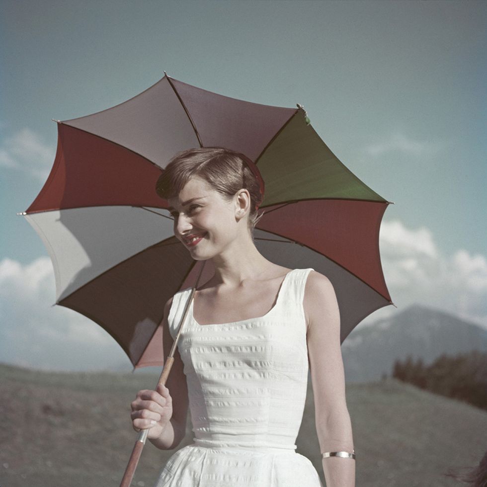 Umbrella, Beauty, Skin, Fashion accessory, Fashion, Sky, Illustration, Dress, Photography, Stock photography, 