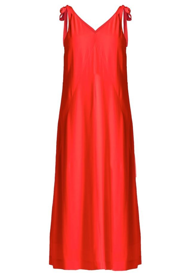 Dress, Textile, Red, One-piece garment, Formal wear, Sleeveless shirt, Day dress, Carmine, Orange, Maroon, 