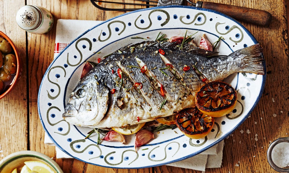 pepe solla, cocinero del restaurante casa solla te enseña a hacer recetas de pescado al horno y a la plancha