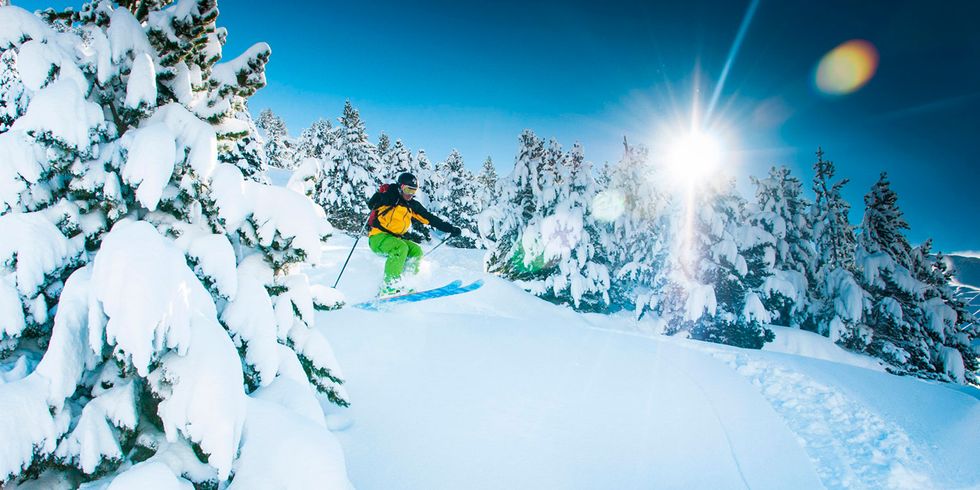 Winter, Slope, Winter sport, Snow, Outdoor recreation, Sun, Lens flare, Playing in the snow, Ski Equipment, Adventure, 