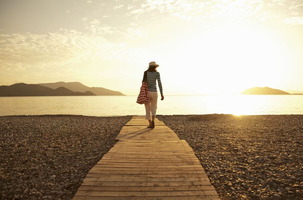 People in nature, Sky, Sea, Horizon, Standing, Sunlight, Photography, Sunset, Calm, Summer, 