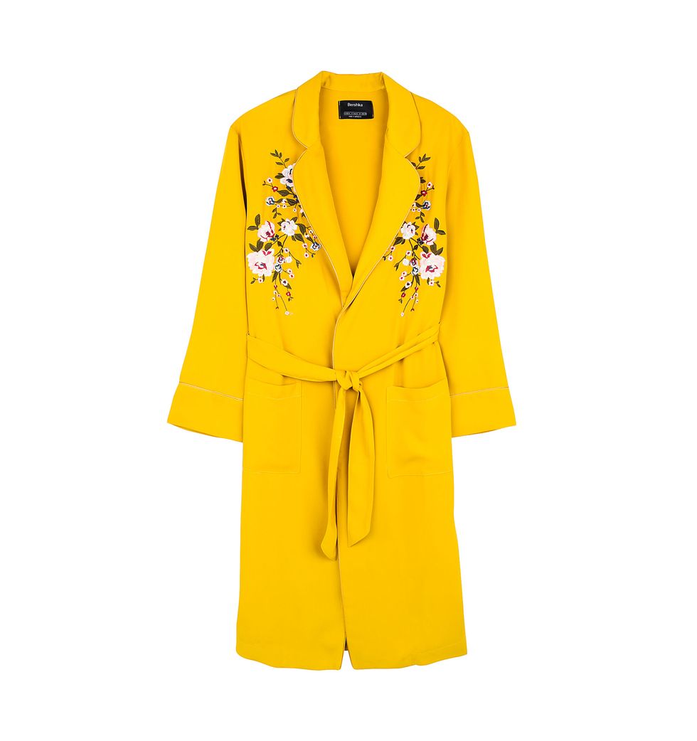 Yellow, Collar, Sleeve, Textile, Dress shirt, Orange, Uniform, Blazer, Pattern, Electric blue, 