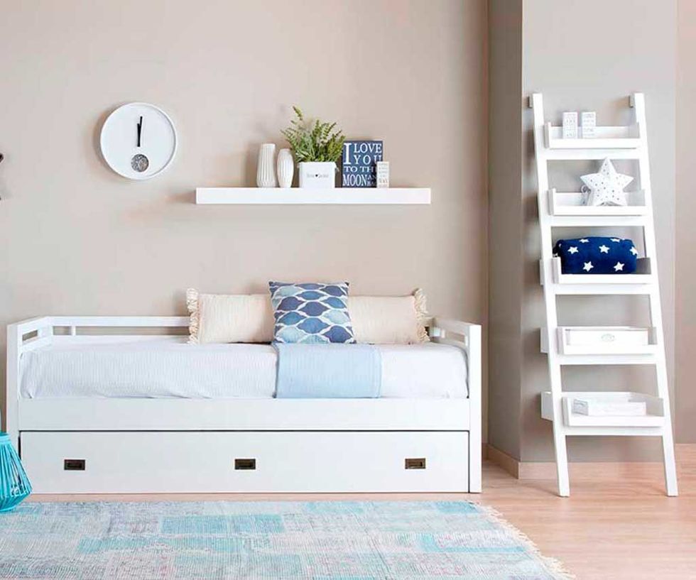 Wood, Blue, Room, Interior design, Wall, Home, Furniture, White, Shelving, Shelf, 