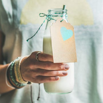 Finger, Glass, Drinkware, Mason jar, Wrist, Teal, Aqua, Bottle, Turquoise, Bracelet, 