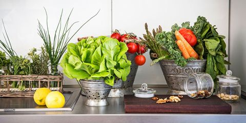 Carrot, Vegan nutrition, Ingredient, Produce, Leaf vegetable, Root vegetable, Natural foods, Whole food, Vegetable, Food, 