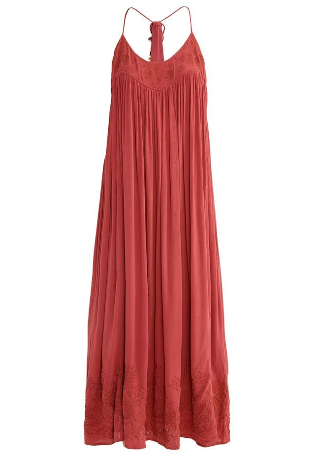Clothing, Dress, Day dress, Red, Cocktail dress, A-line, Outerwear, Textile, Neck, Gown, 