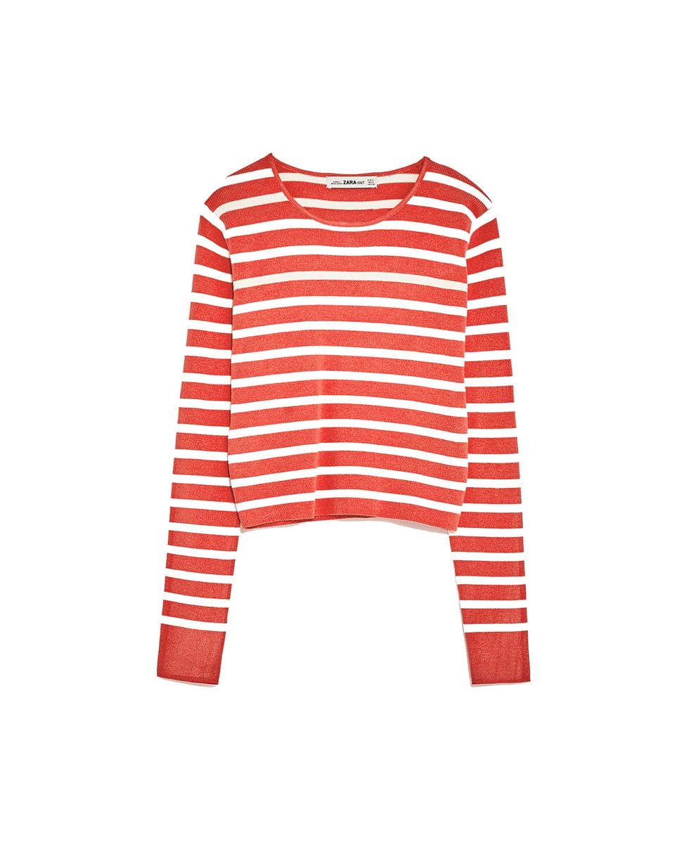 Clothing, Sleeve, Long-sleeved t-shirt, Red, Sweater, T-shirt, Outerwear, Crop top, Orange, Top, 