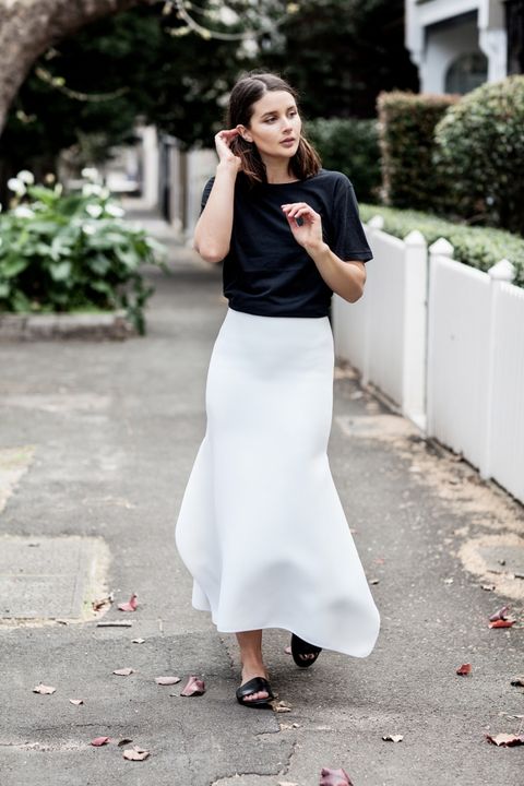 La falda blanca, el nuevo pantalón blanco-Looks con falda blanca