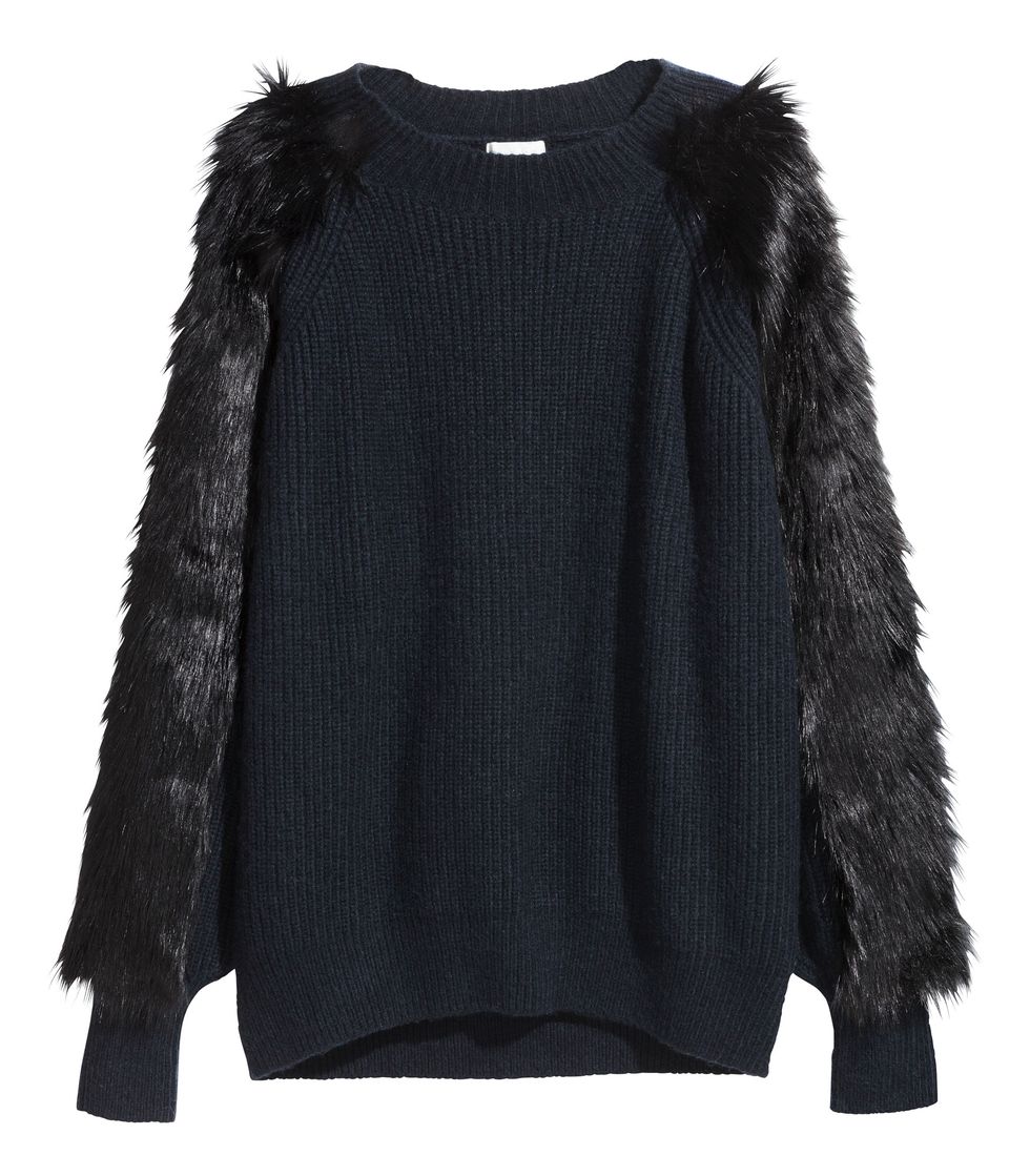 Clothing, Black, Sleeve, Outerwear, Fur, Fashion, Blouse, Top, Sweater, Jersey, 