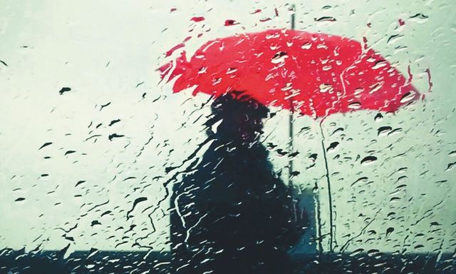 Water, Rain, Red, Drizzle, Wall, Drop, Illustration, Sky, Material property, Painting, 
