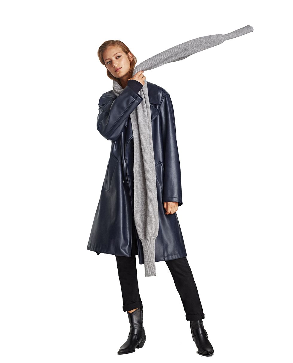 Clothing, Outerwear, Costume, Coat, Duster, Hood, Overcoat, Trench coat, Knee-high boot, Jacket, 