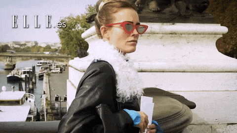 preview for ¿Qué necesita llevar Blanca Miró en el bolso para sobrevivir a la Fashion Week?