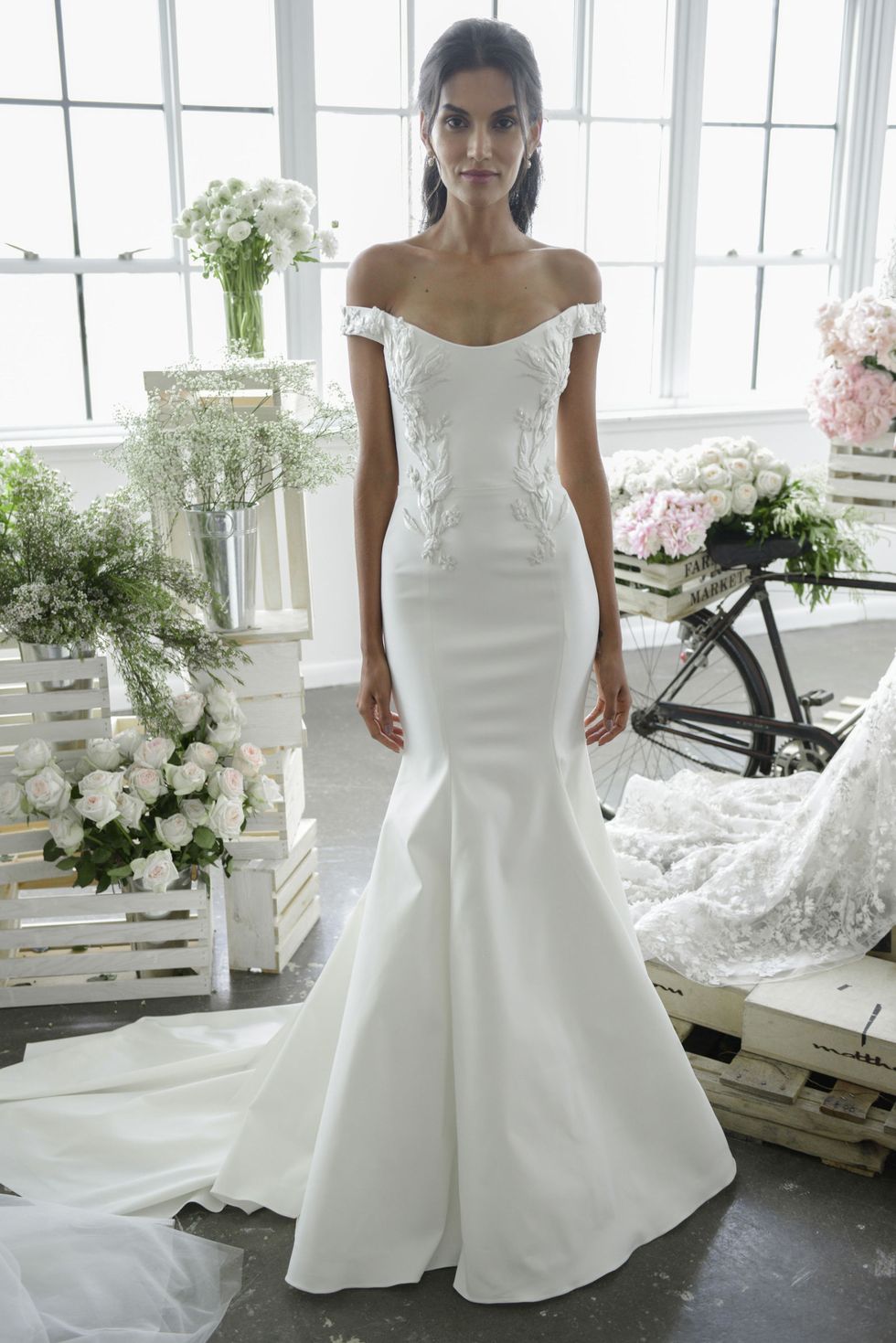 Gown, Wedding dress, Clothing, Dress, Bride, Bridal clothing, Bridal party dress, Photograph, Shoulder, Fashion model, 