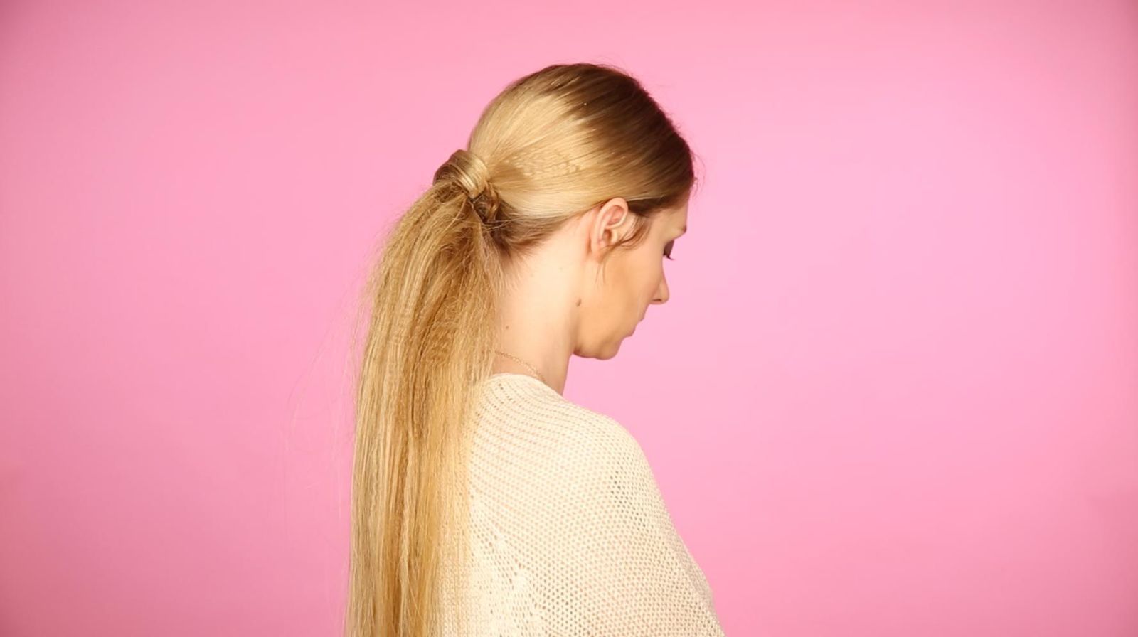 Hair, Hairstyle, Blond, Long hair, Pink, Beauty, Chin, French braid, Shoulder, Neck, 