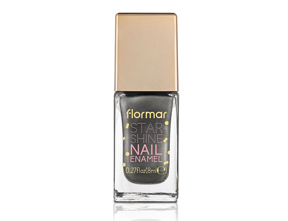 Nail polish, Cosmetics, Product, Water, Liquid, Beauty, Nail care, Beige, Fluid, Material property, 