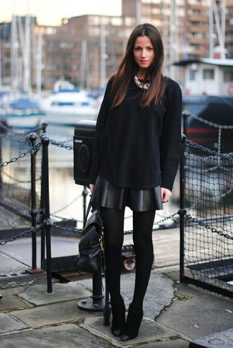 a9935a53e0e68b0124e5520f8a8ed76d - black-leather-skirts-black-tights image