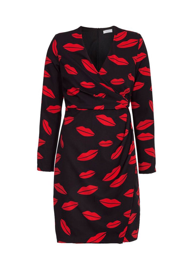 Clothing, Sleeve, Black, Dress, Red, Outerwear, Day dress, Pattern, Robe, Trench coat, 