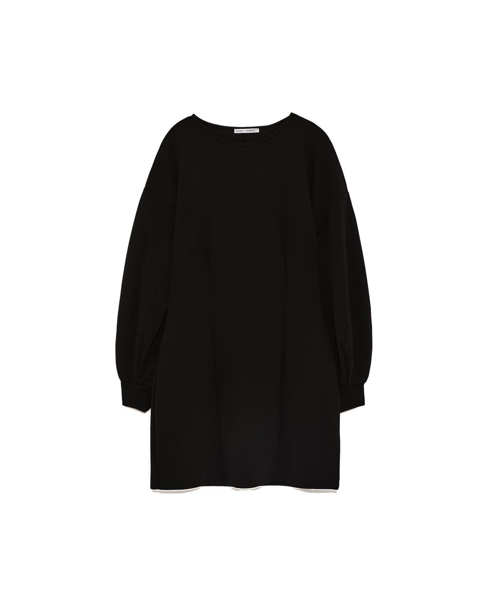 Clothing, Black, Sleeve, Outerwear, T-shirt, Jersey, Blouse, Top, Neck, Sweater, 